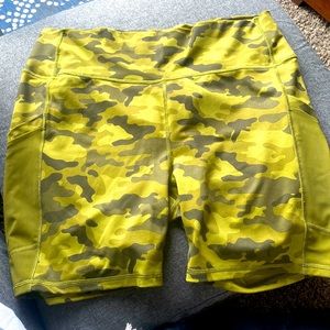 Fabletics plus size army print biker shorts.  Never worn.  Size XXL